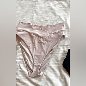 Aerie high waist bottoms